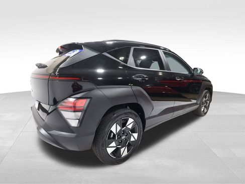 Used 2025 Hyundai Kona SEL image 4
