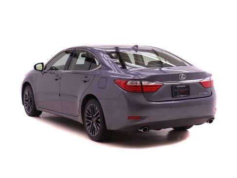 Used 2015 Lexus ES 350 w/ Luxury Package FWD image 5