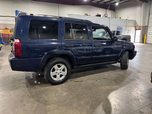 Used 2006 Jeep Commander 4WD image 3