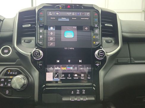 New 2026 RAM 1500 Laramie AWD/4WD image 23