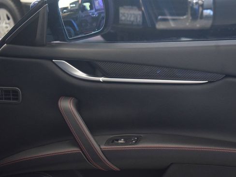 Used 2016 Maserati Ghibli S RWD image 49