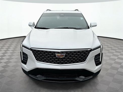 Certified 2024 Cadillac XT4 Premium Luxury w/ Active Safety Package image 8