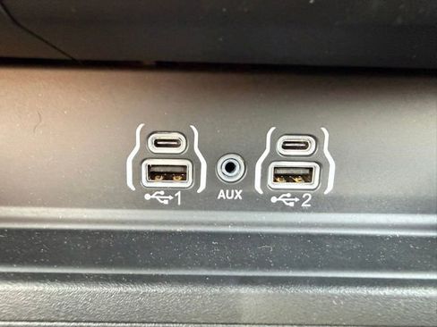 New 2026 RAM 1500 4x4 Crew Cab image 26