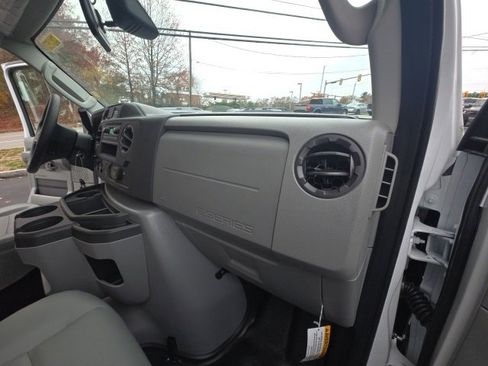 New 2026 Ford E-350 and Econoline 350 Super Duty w/ Power Equipment Group image 38