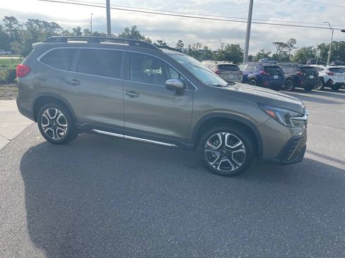 Certified 2023 Subaru Ascent Limited w/ Technology Package AWD/4WD image 4