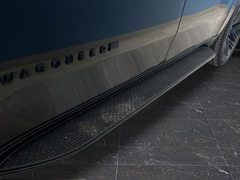 Used 2024 Jeep Wagoneer L Series II w/ Convenience Group I image 37