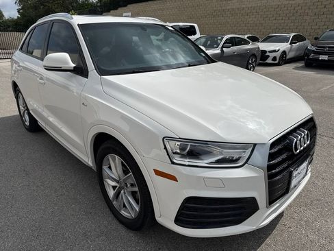 Used 2018 Audi Q3 2.0T Premium w/ Convenience Package FWD image 3