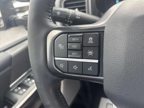 Used 2025 Ford F450 Platinum w/ FX4 Off-Road Package AWD/4WD image 32