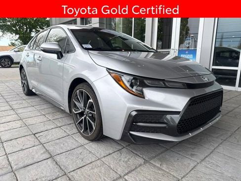 Certified 2022 Toyota Corolla SE FWD image 1