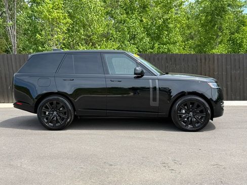 Certified 2025 Land Rover Range Rover SE AWD/4WD image 6