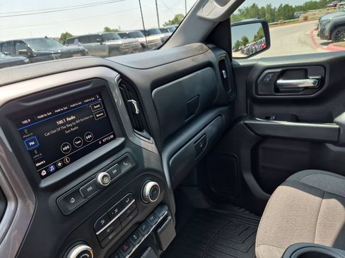 Used 2022 Chevrolet Silverado 1500 Custom RWD image 27