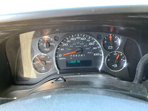 Used 2012 GMC Savana 2500 RWD image 40