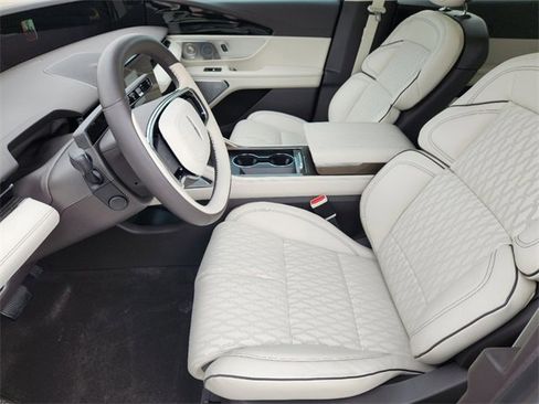 New 2024 Lincoln Nautilus Black Label image 12