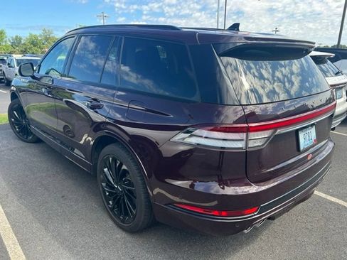 Used 2023 Lincoln Aviator Reserve w/ Equipment Group 201A AWD/4WD image 7