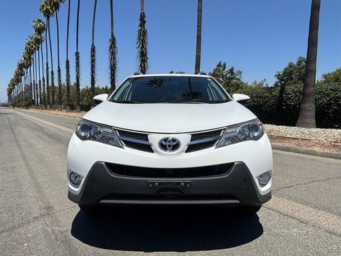 Used 2014 Toyota RAV4 XLE FWD image 10