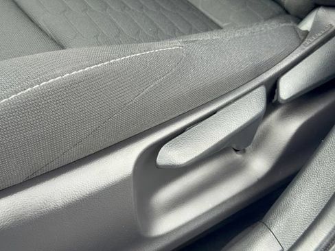 Used 2022 Toyota Corolla SE FWD image 15