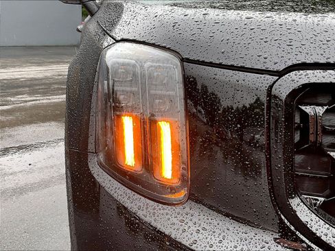Used 2024 Kia Telluride EX X-Line AWD/4WD image 31