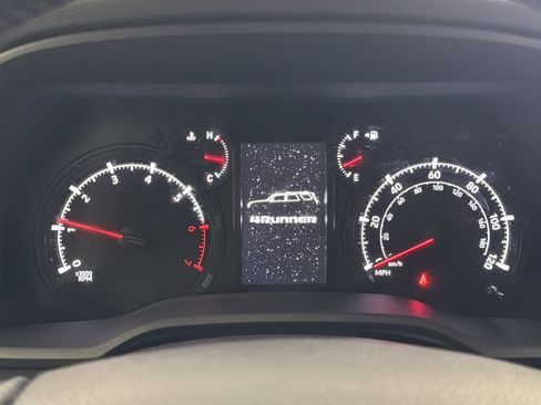 Used 2024 Toyota 4Runner SR5 Premium image 9