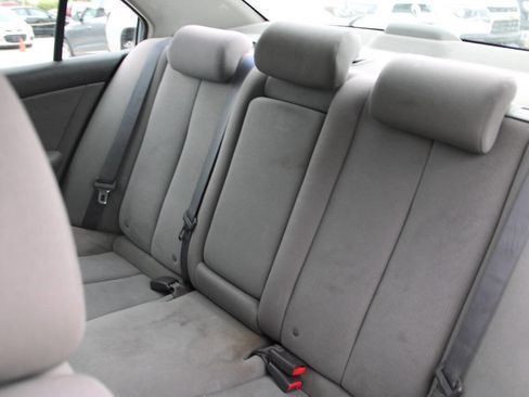 Used 2010 Hyundai Sonata GLS FWD image 17