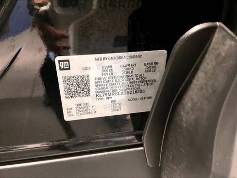 Used 2025 Chevrolet TrailBlazer LT image 34