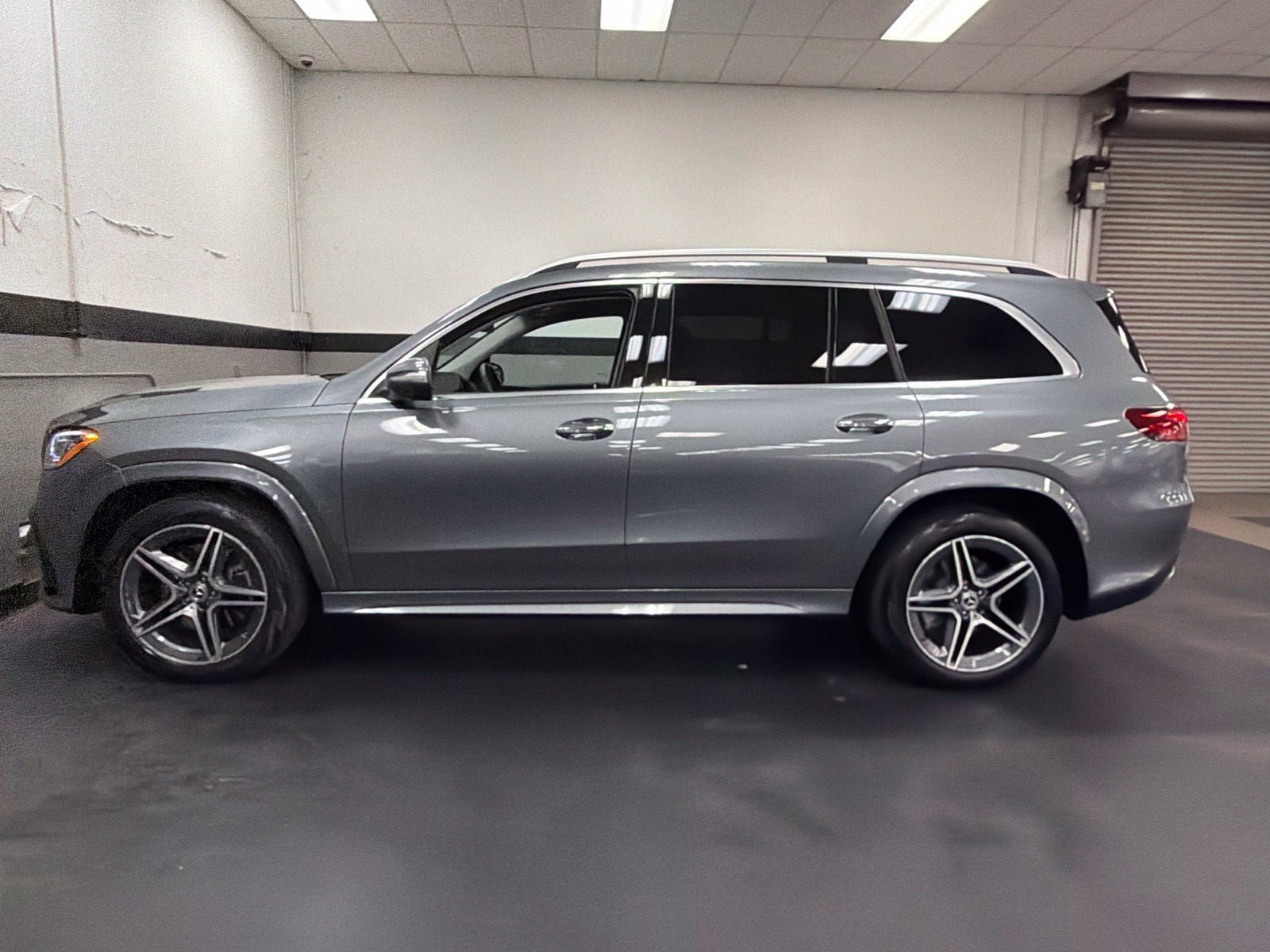 Used 2026 Mercedes-Benz GLS 450 4MATIC image 7