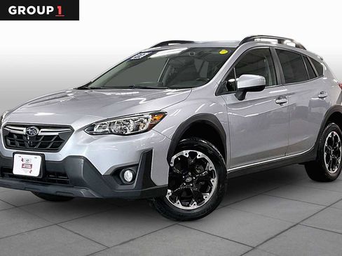 Used 2022 Subaru Crosstrek 2.0i Premium w/ Moonroof Package AWD/4WD image 1