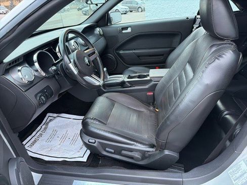 Used 2006 Ford Mustang GT Premium image 10