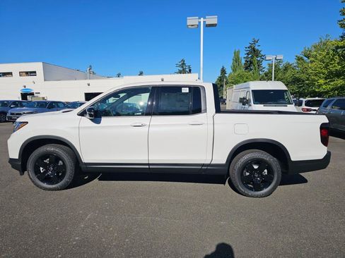 New 2026 Honda Ridgeline Black Edition image 4