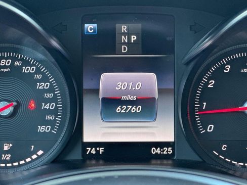 Used 2019 Mercedes-Benz GLC 300 image 37