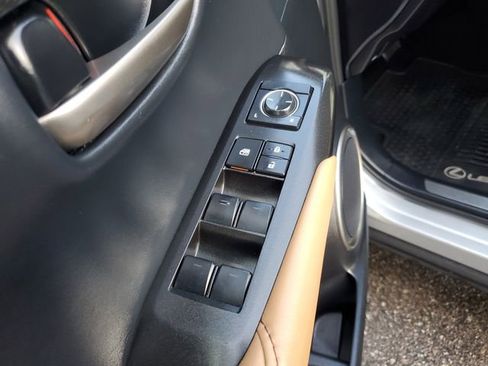 Used 2016 Lexus NX 200t 200t image 16