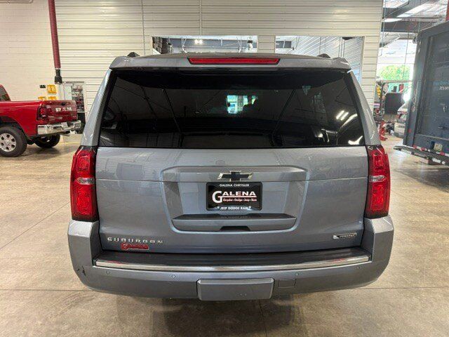 Used 2018 Chevrolet Suburban Premier AWD/4WD image 29