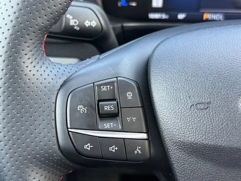 Certified 2024 Ford Escape ST-Line w/ Tech Pack #1 AWD/4WD image 22