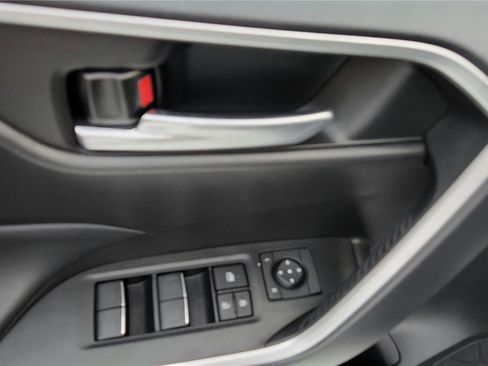 Used 2023 Toyota RAV4 XLE image 35