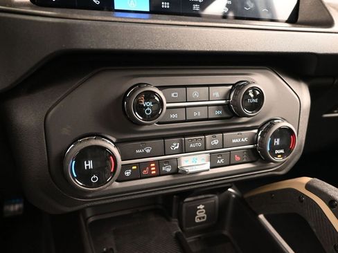 New 2026 Ford Bronco Badlands AWD/4WD image 25