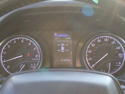 Used 2024 Toyota Camry SE image 28