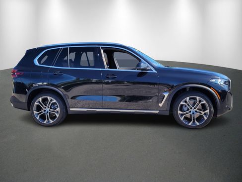 Used 2026 BMW X5 xDrive40i image 8