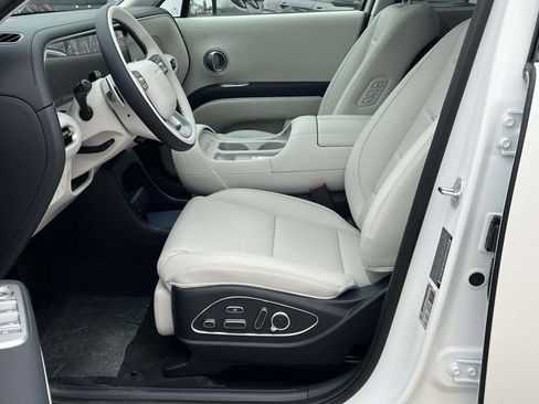 New 2026 Hyundai Palisade Calligraphy FWD image 10