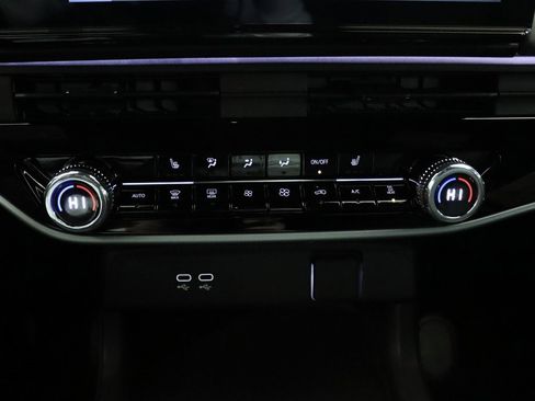 Used 2024 Honda Prologue Touring image 21