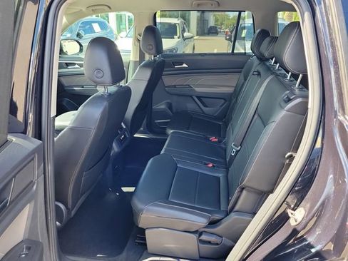 Certified 2022 Volkswagen Atlas SE FWD image 10