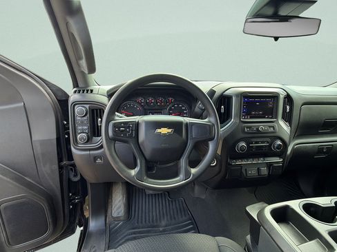 Used 2022 Chevrolet Silverado 1500 W/T w/ WT Value Package AWD/4WD image 14