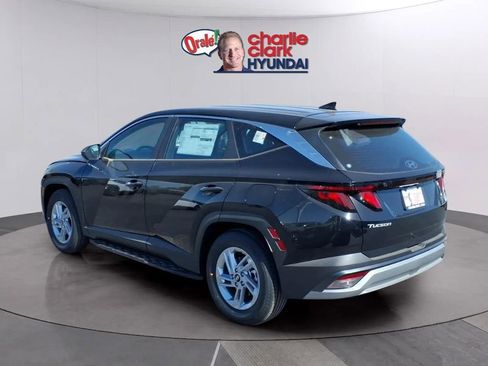 New 2026 Hyundai Tucson SE FWD image 3