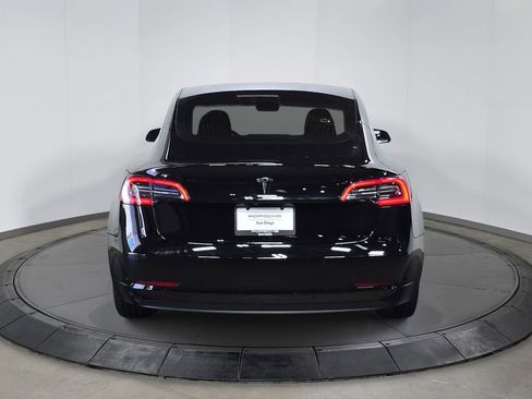 Used 2019 Tesla Model 3 RWD image 6