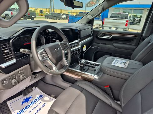 New 2026 Chevrolet Silverado 1500 LT Trail Boss w/ LT Trail Boss Premium Package AWD/4WD image 9