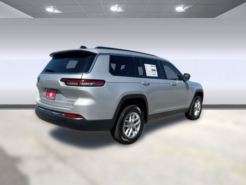 New 2025 Jeep Grand Cherokee L Laredo w/ Luxury Tech Group I image 9
