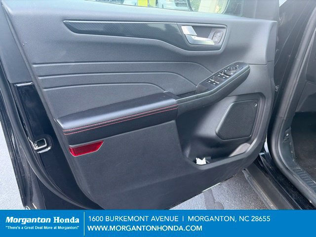 Used 2025 Ford Escape ST-Line AWD/4WD image 10