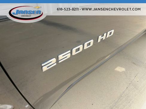 Used 2020 Chevrolet Silverado 2500 LTZ AWD/4WD image 32