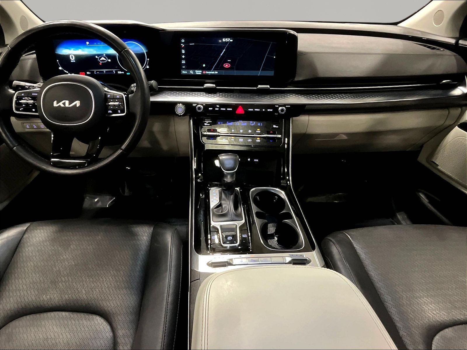 Used 2024 Kia Carnival SX Prestige FWD image 7