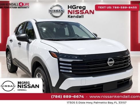 Used 2025 Nissan Kicks S FWD image 1