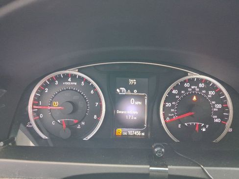 Used 2017 Toyota Camry SE FWD image 29