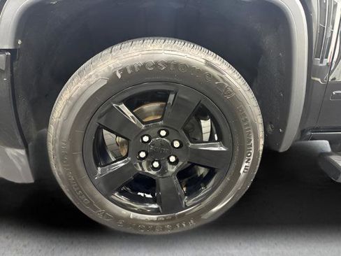 Used 2017 GMC Sierra 1500 2WD Double Cab w/ Elevation Edition image 9
